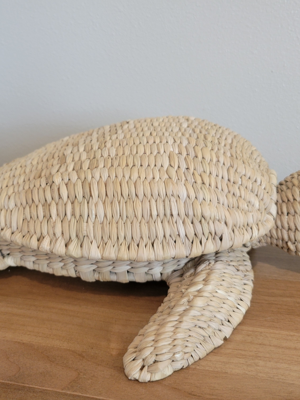 Woven Straw Turtle Accent Storage Basket Hinged 20" Coastal Boho